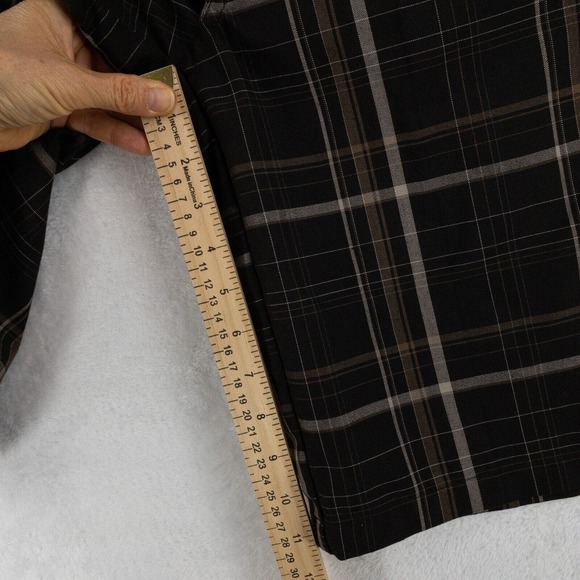 O'Neill Shorts Men's 31 Brown Plaid 11 Inch Inseam Flat Front - Picture 7 of 14